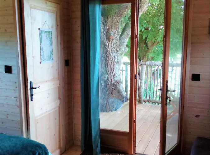 Bed & Breakfast Les De Gros Bois