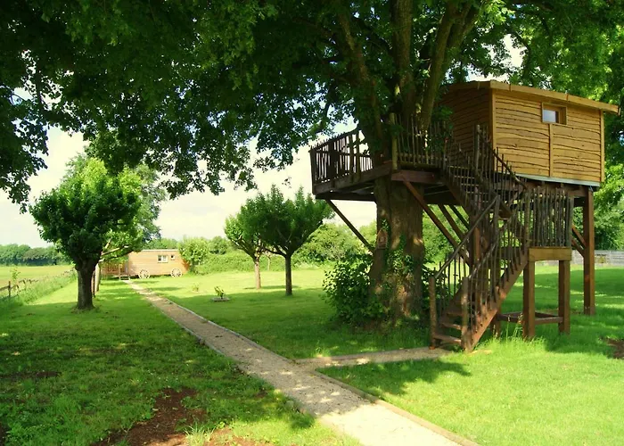 Les De Gros Bois Bed & Breakfast 3*