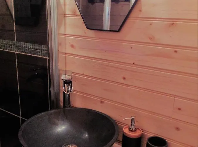 Les De Gros Bois Prailles